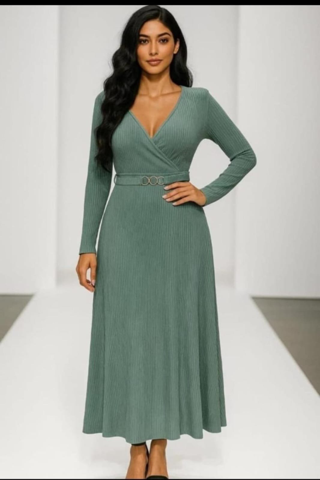 Vestido señorial con herraje elegant-variedad-colores